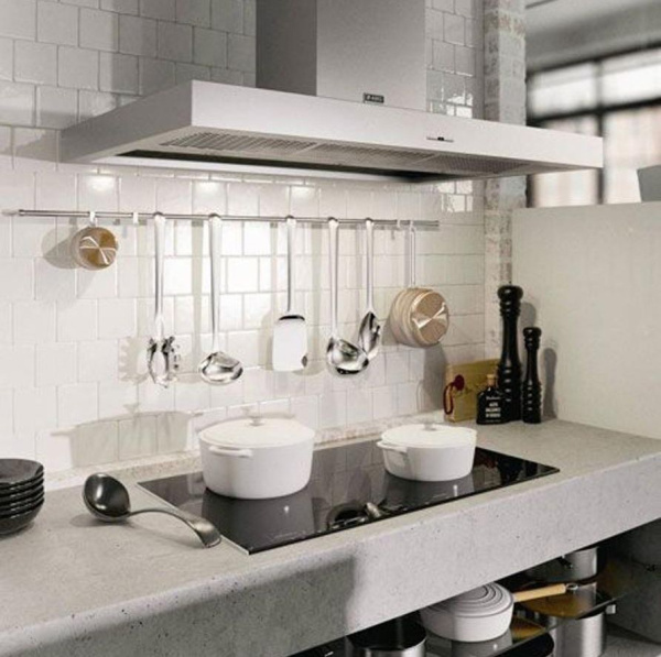 b88ed2c1-b2fd-11e5-81d7-002590aecc74-2